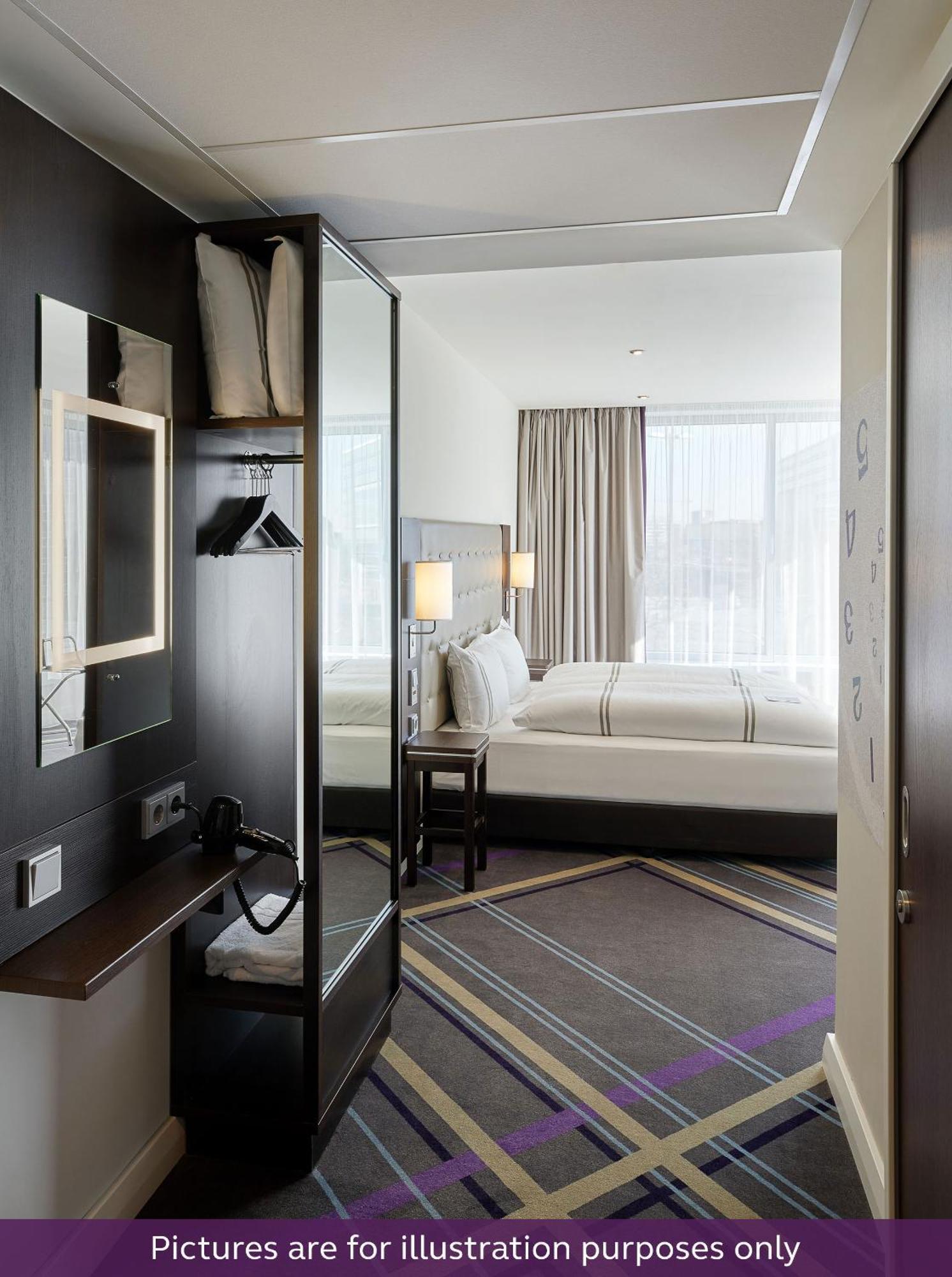Premier Inn Muenchen Messe Haar  Exterior photo